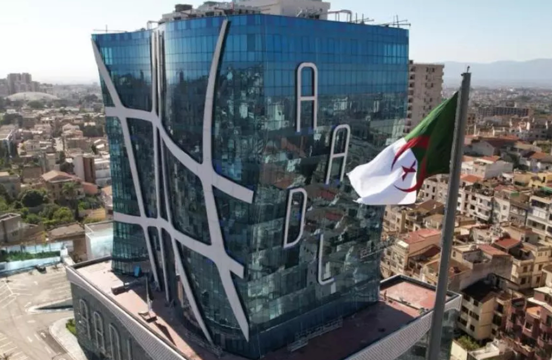 Afflux massif lors du lancement de la plateforme AADL 3 - Réveil d'algérie